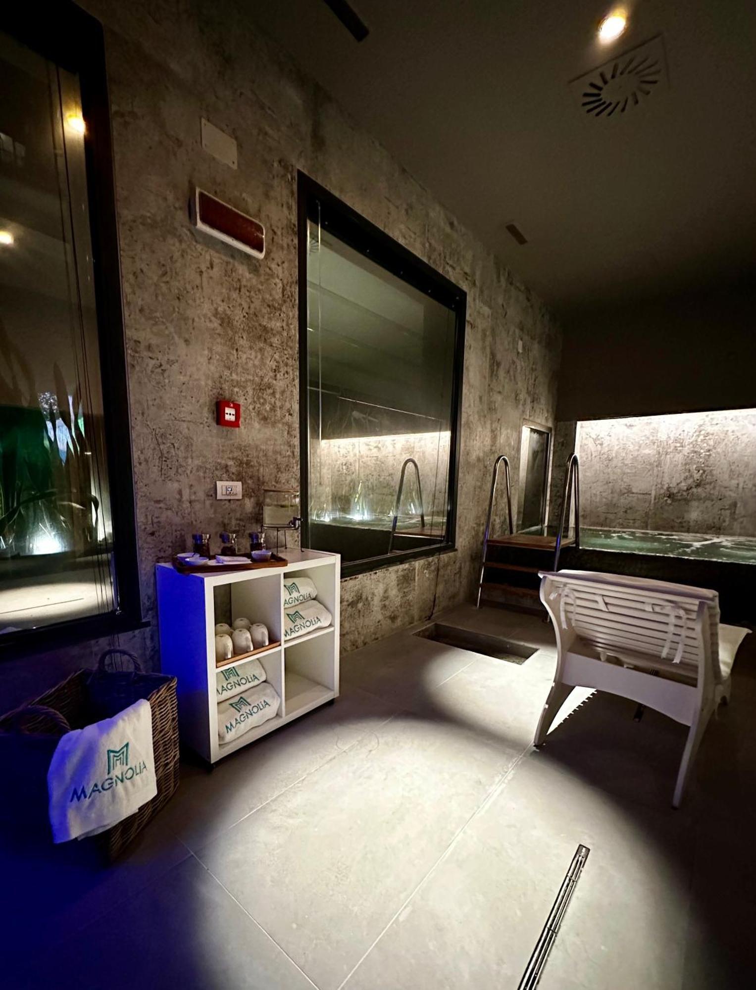Hotel Magnolia Napoli Esterno foto
